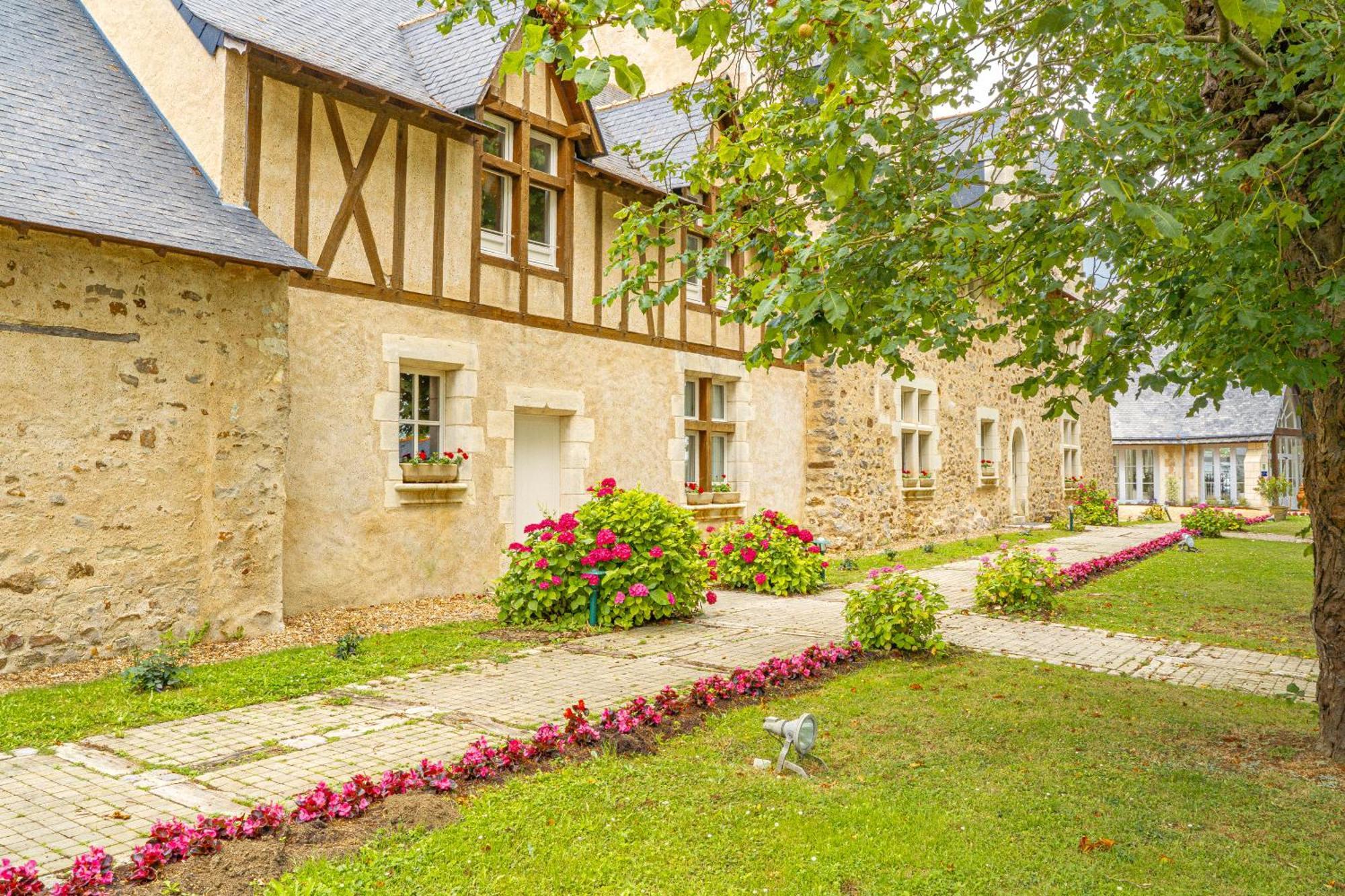 Chateau De Noirieux Briollay Exterior foto
